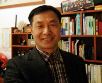 湖南省长沙市蜂疗专家熊伏斌先生