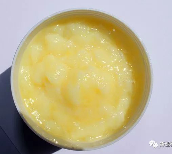 蜂王浆可以预防阿尔兹海默症（老年痴呆）