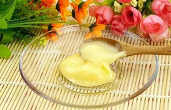 10大死亡疾病中，蜂王浆可以预防前三种：心脏病、癌症、脑血管病