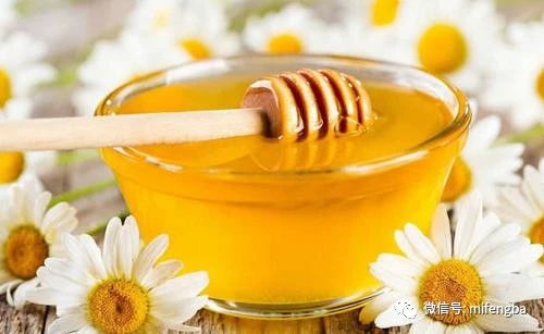 蜂蜜好处太多，被称为美肤界的“液体黄金”！